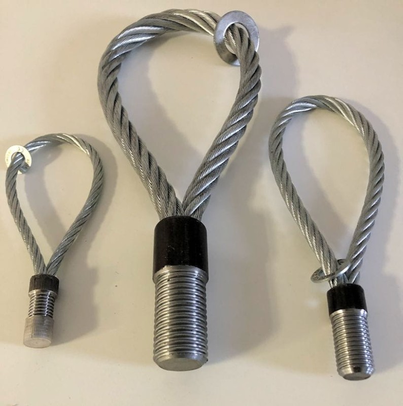 Śruba z uchem linowym